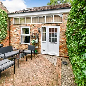 Fifth Milestone Annexe , York United Kingdom
